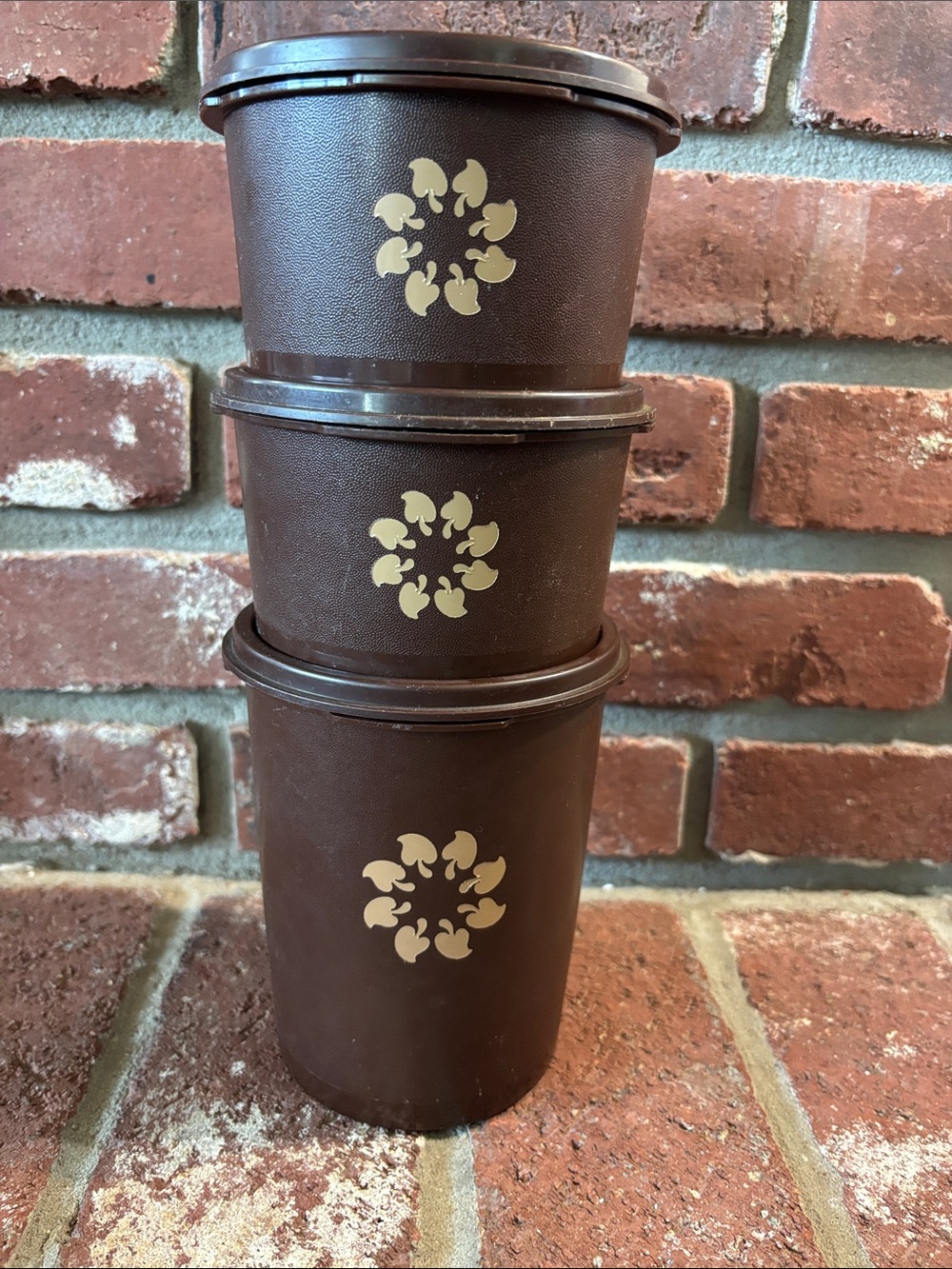 VTG Tupperware Servalier Nesting Canisters 3-Piece Set Brown Stackable Storage